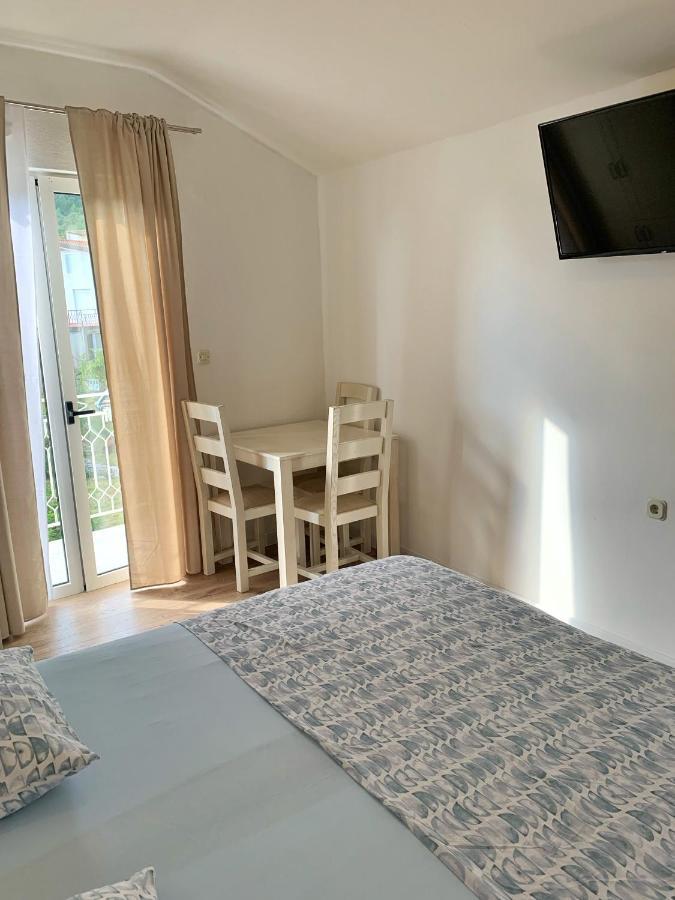 Apartments Villa Antony 2 Drvenik  Exterior photo